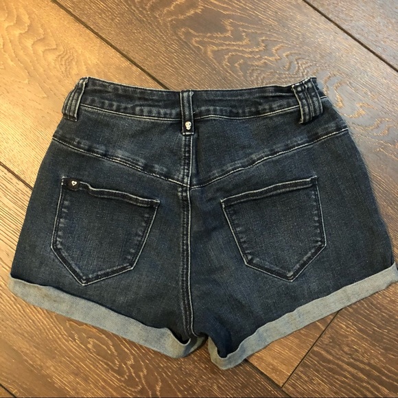 Women’s High Rise Jean Short Size 1 - Picture 2 of 4